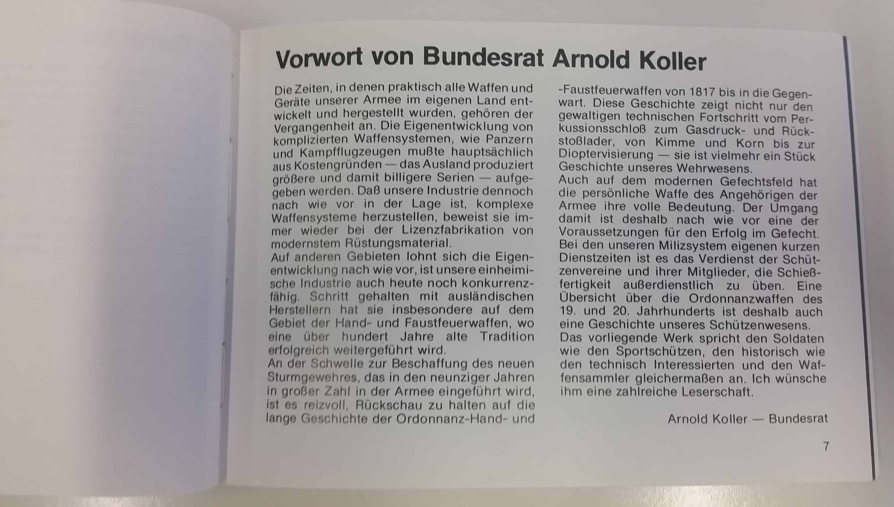 Das Vorwort von Altbundesrat Koller - bekannt unter anderem für den Begriff "Lex Koller".