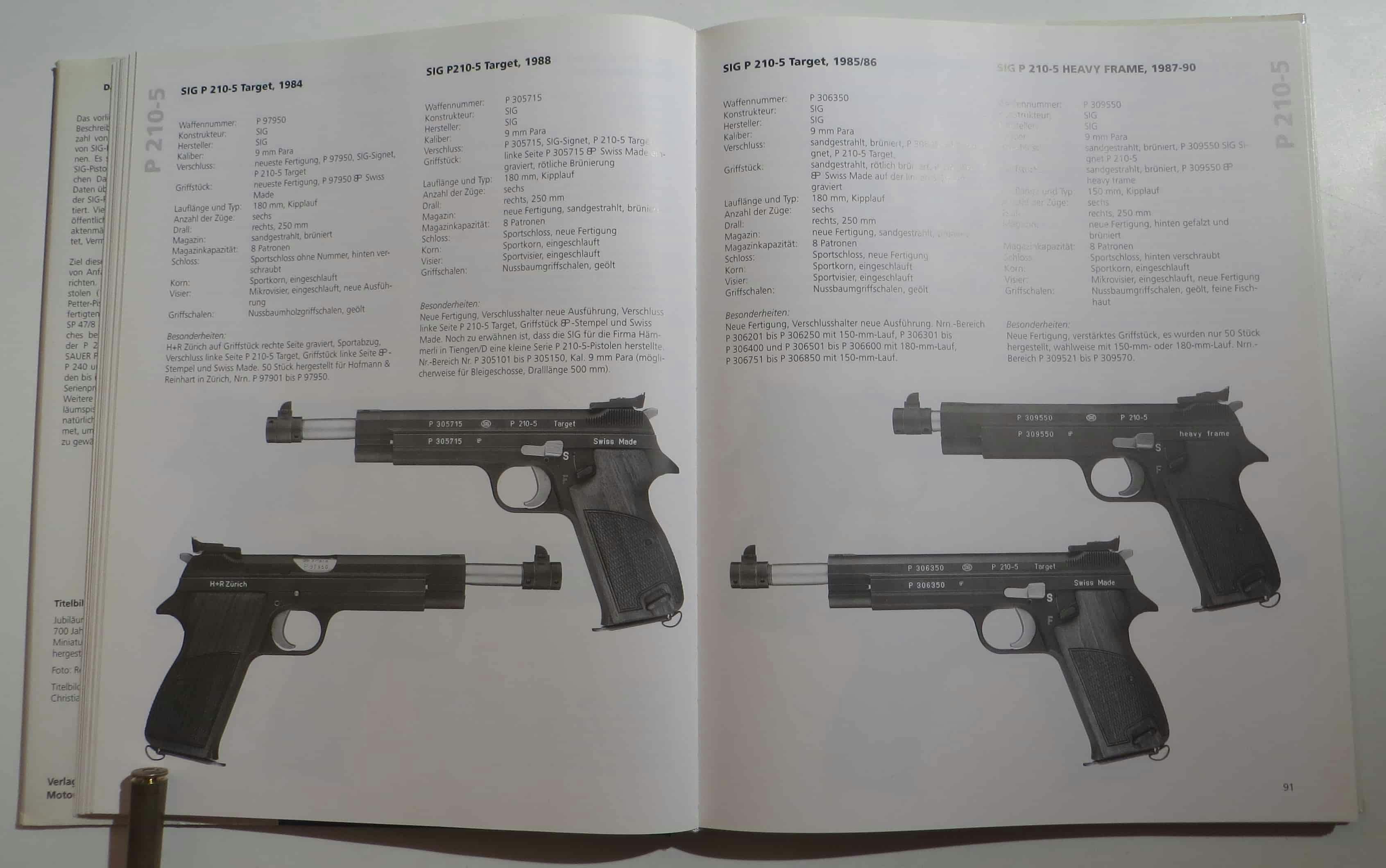 Verschiedene Ausführungen der Sportpistole P210-5.